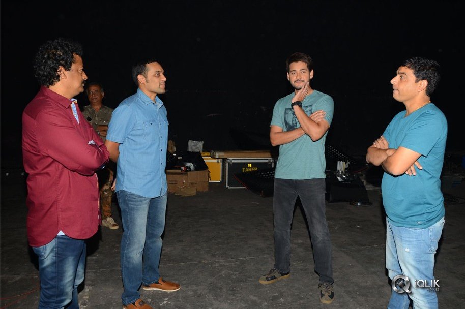 Srinivasa-Kalyanam-Trailer-Launched-By-Mahesh-Babu